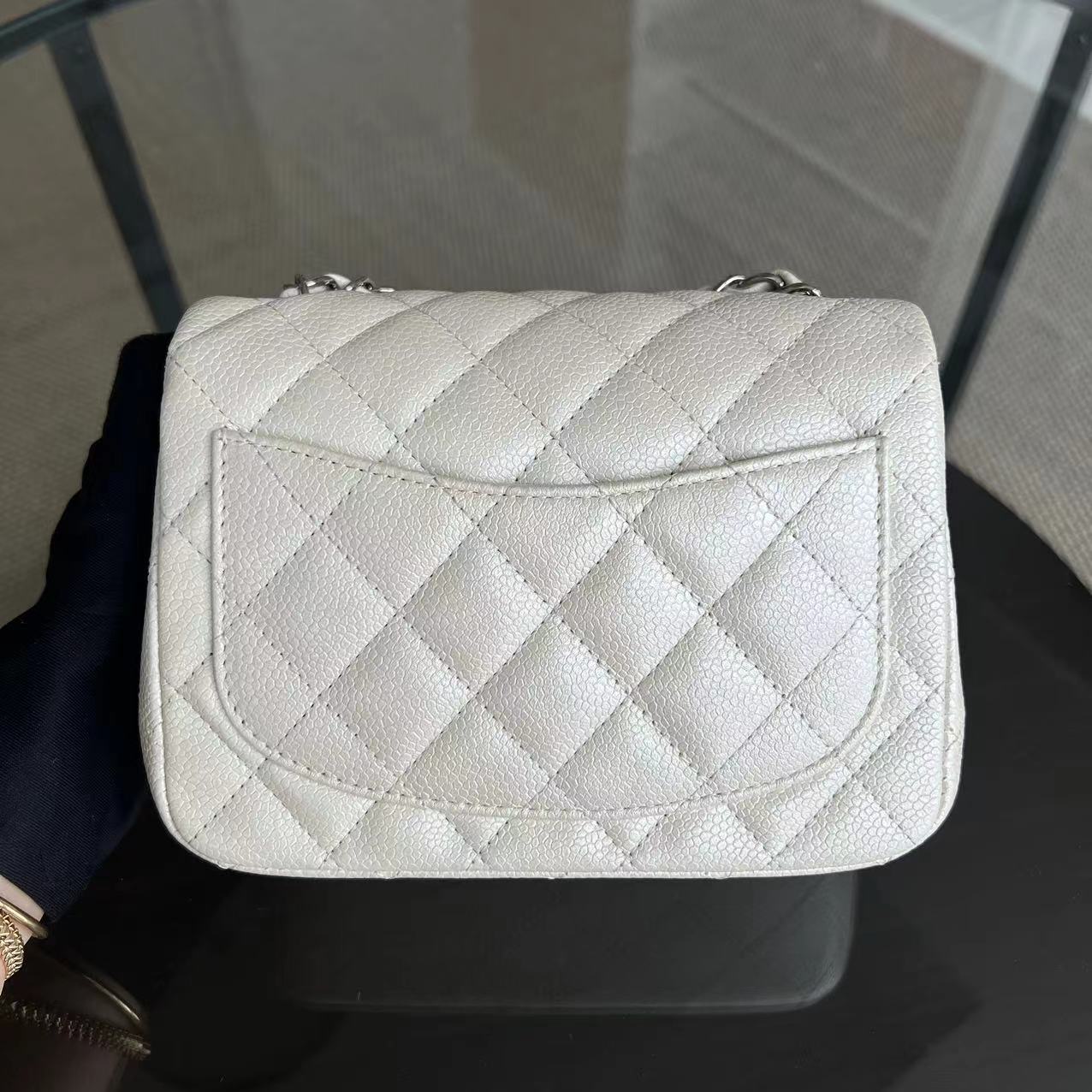 Caviar Mini Square Classic Flap 17CM Quilted Calfskin Pearl White SHW No 20