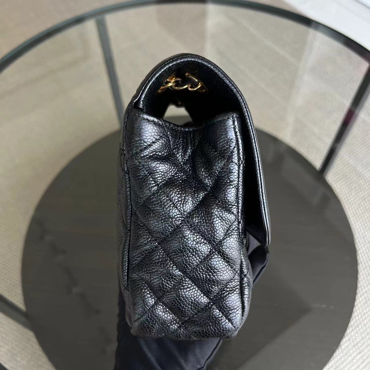 Caviar Seasonal Flap Two Tone Quilted Grained Calfskin Golden Hardware Series 21