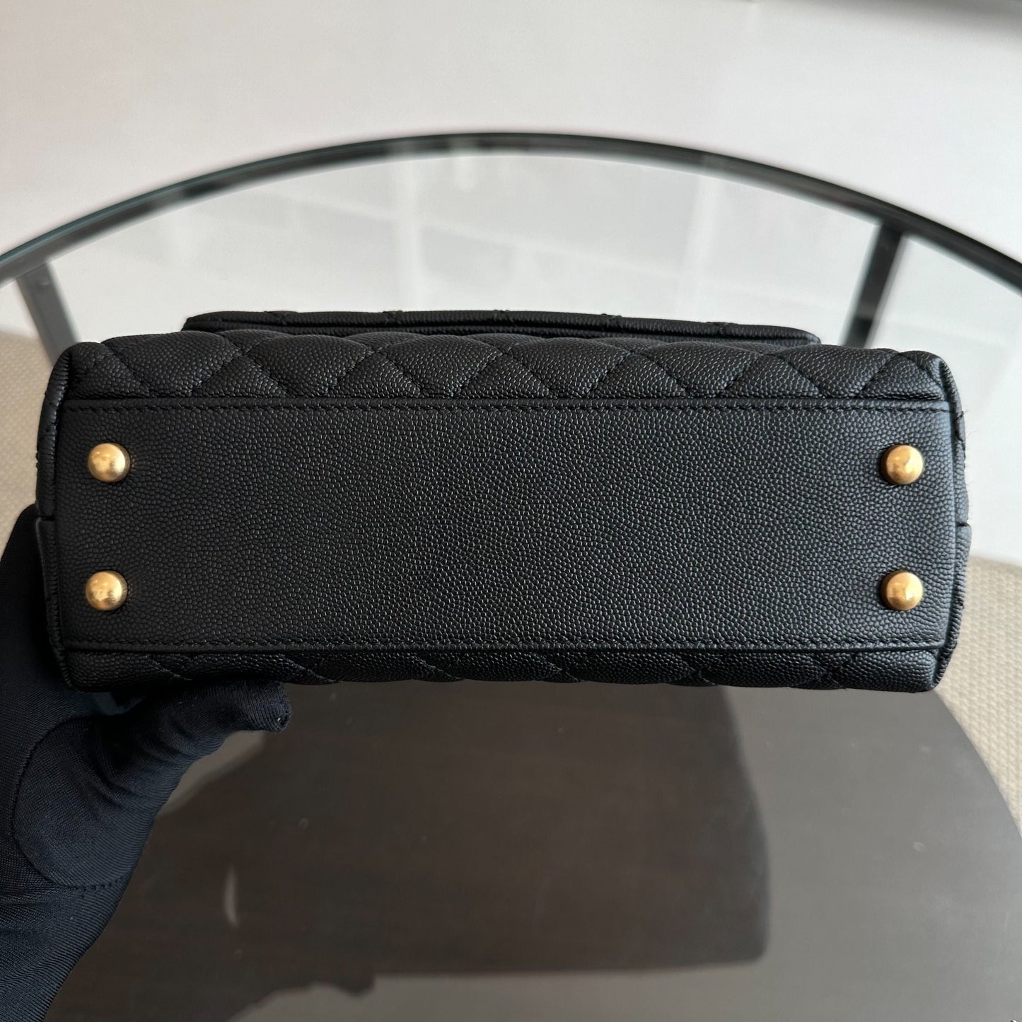Caviar Small Coco Handle 24cm Quilted Calfskin Black No 24
