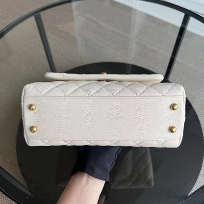 Caviar Small Coco Handle Quilted Calfskin Cream White Golden Hardware Series 24