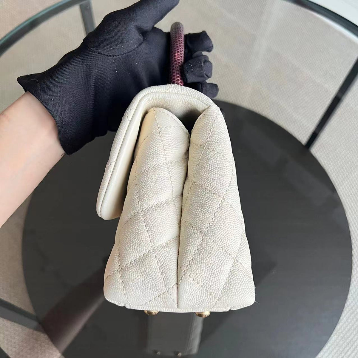 Caviar Small Coco Handle Quilted Calfskin Cream White Golden Hardware Series 24