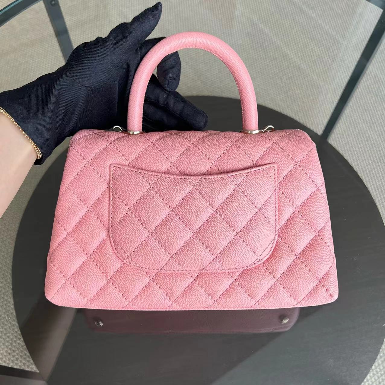Caviar Small Coco Handle Quilted Calfskin Light Pink LGHW No 27