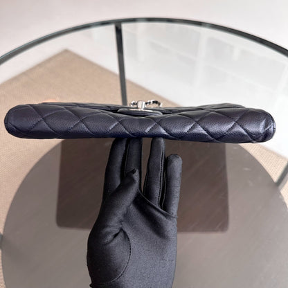 Caviar Timeless Classic Flap Clutch Calfskin Leather Dark Blue SHW No 18