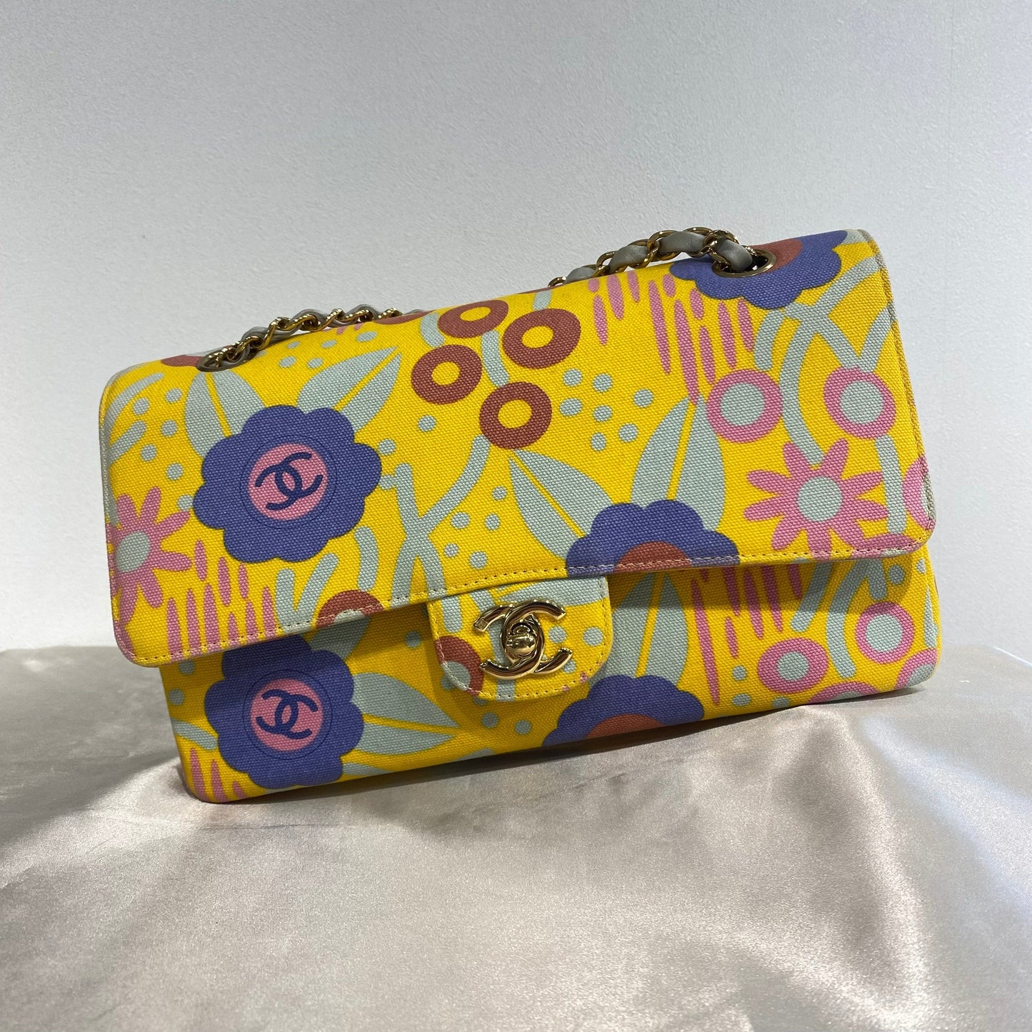 Chanel Vintage Classic Flap Medium Floral Print Yellow / Blue Canvas #8 90215300