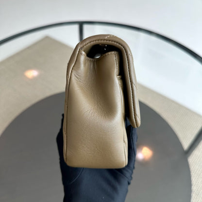 Chevron Classic Seasonal Flap Lambskin Olive GHW No 20