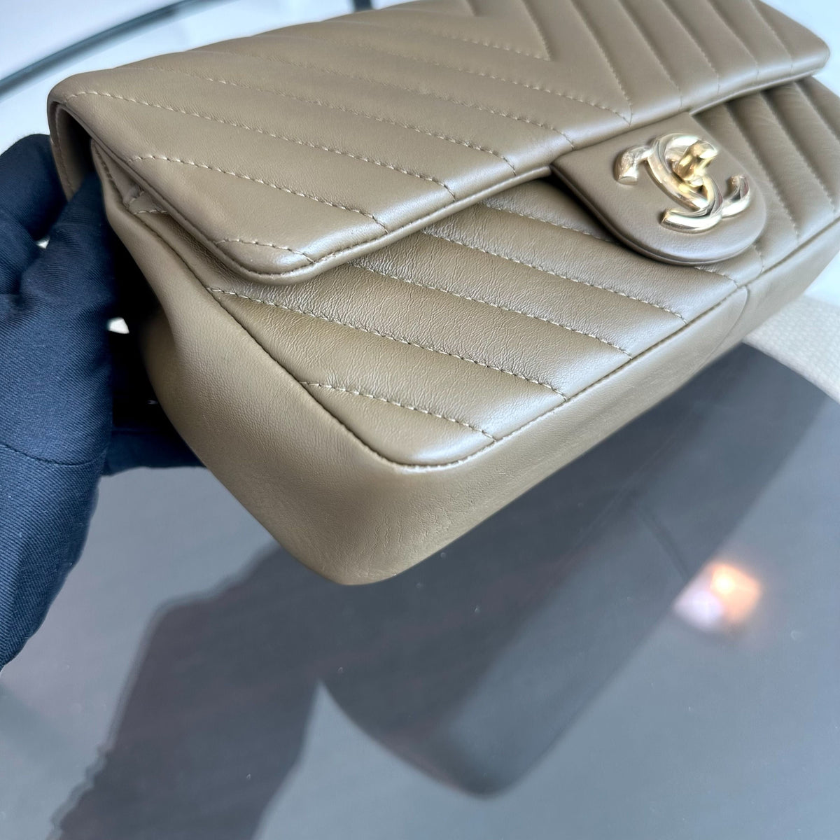 Chevron Classic Seasonal Flap Lambskin Olive GHW No 20