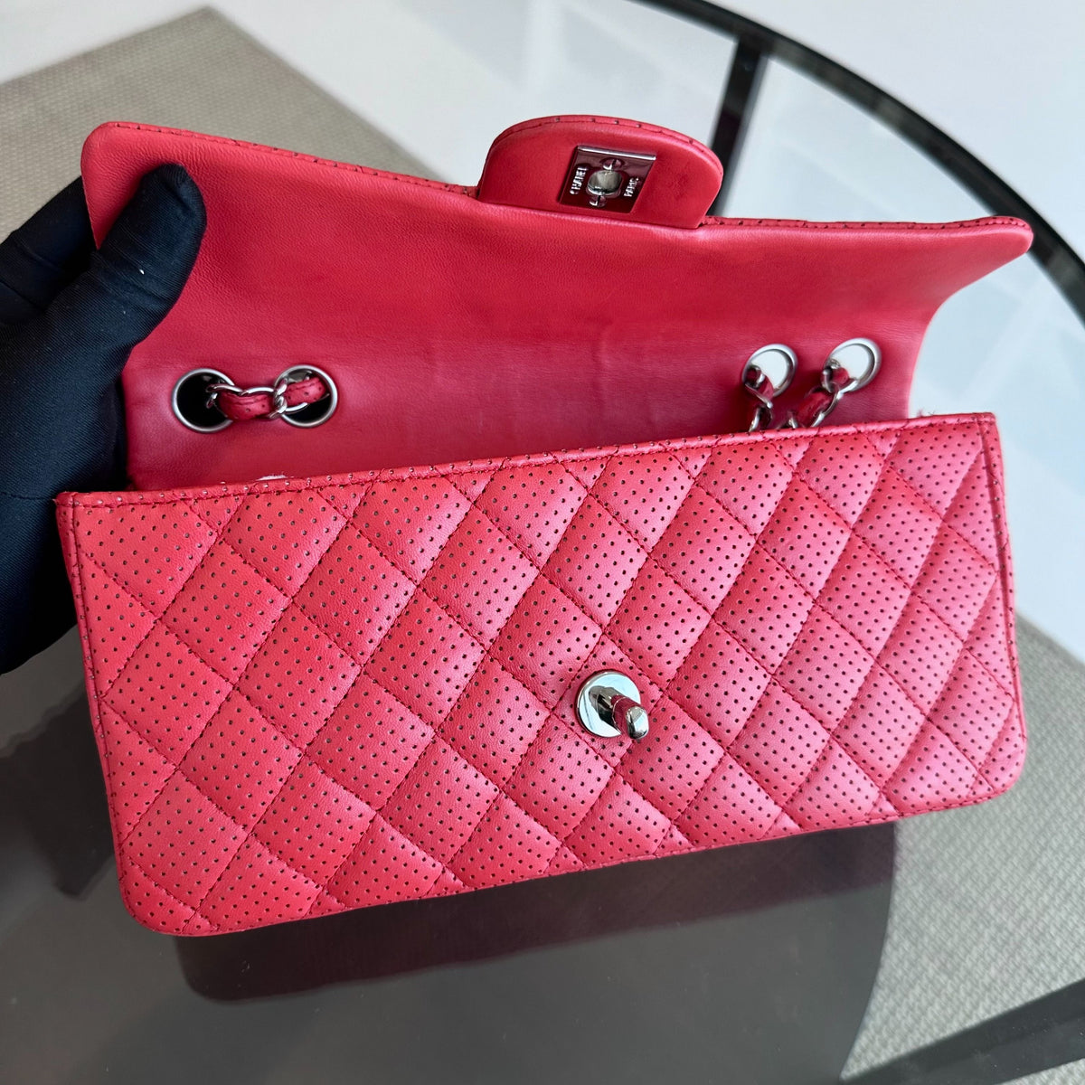 Classic Flap East West Lambskin Perforated Red SHW No 11