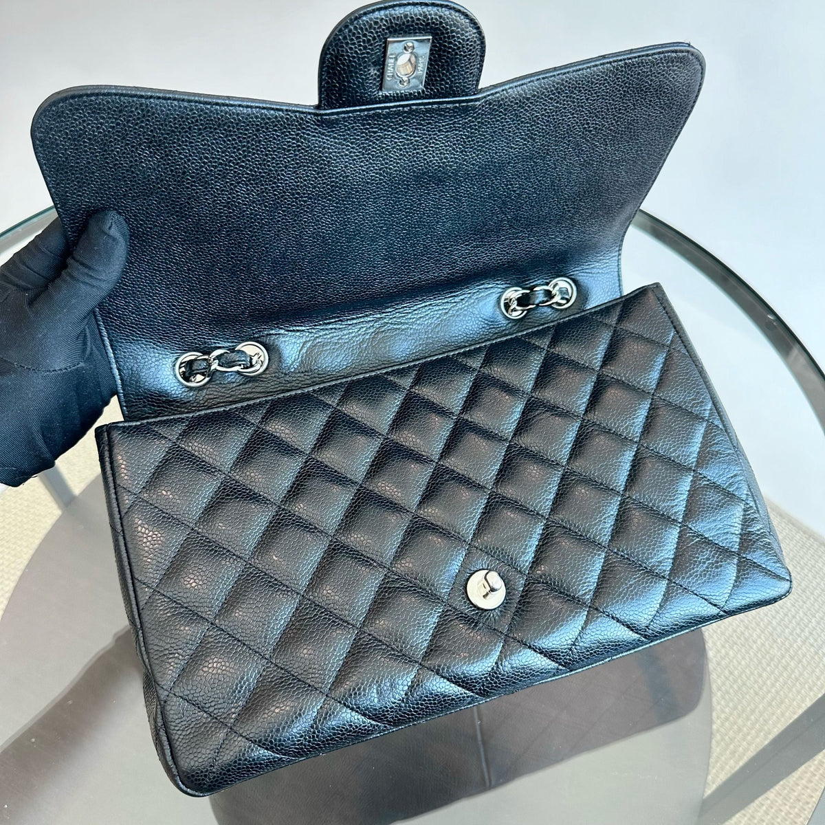 Classic Flap Jumbo 30cm Single Flap Black SHW No 13