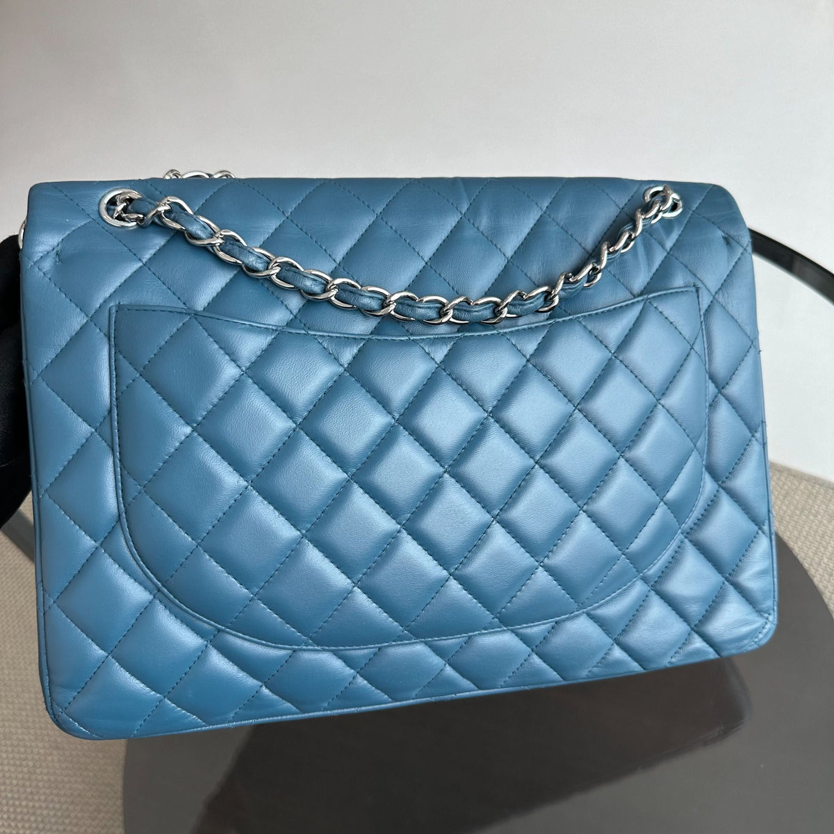 Classic Flap Maxi 33cm Double Flap Lambskin SHW No 17