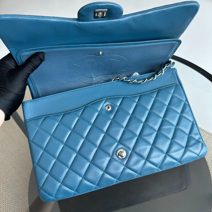 Classic Flap Maxi 33cm Double Flap Lambskin SHW No 17