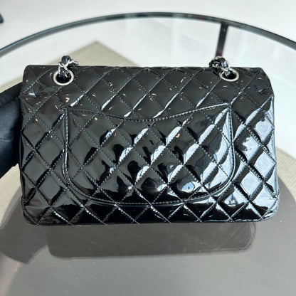 Classic Flap Medium Double Flap Patent Leather Quilted Black SHW