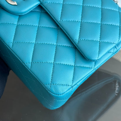 Classic Flap Medium Lambskin Blue SHW No 20