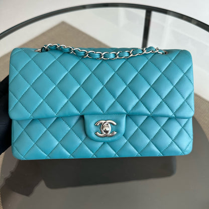 Classic Flap Medium Lambskin Blue SHW No 20