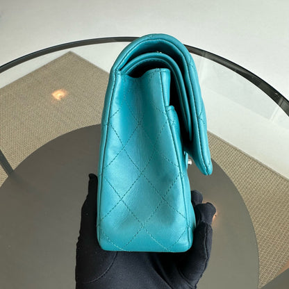 Classic Flap Medium Lambskin Blue SHW No 20