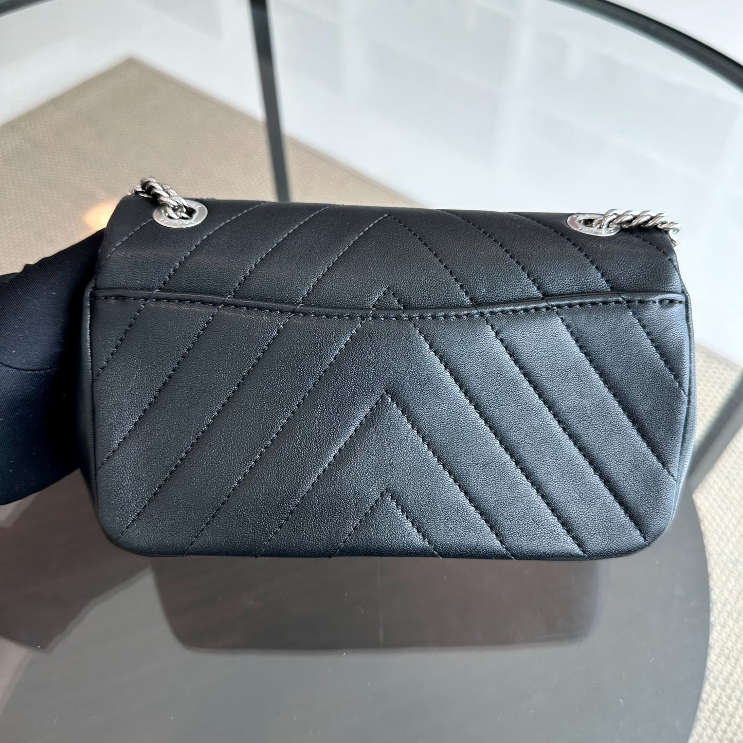 Classic Flap Mini Rectangular Chevron SHW