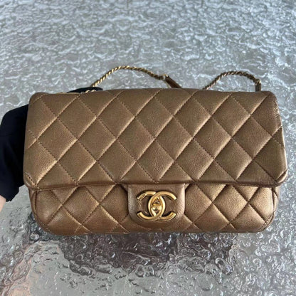 Classic Flap Seasonal Flap Medium 25CM Quilted Calfskin Bronze Golden Hardware Series 21