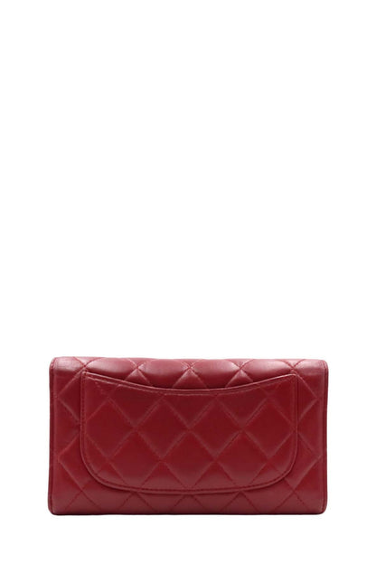 Classic Interlocking CC Logo Trifold Wallet Red