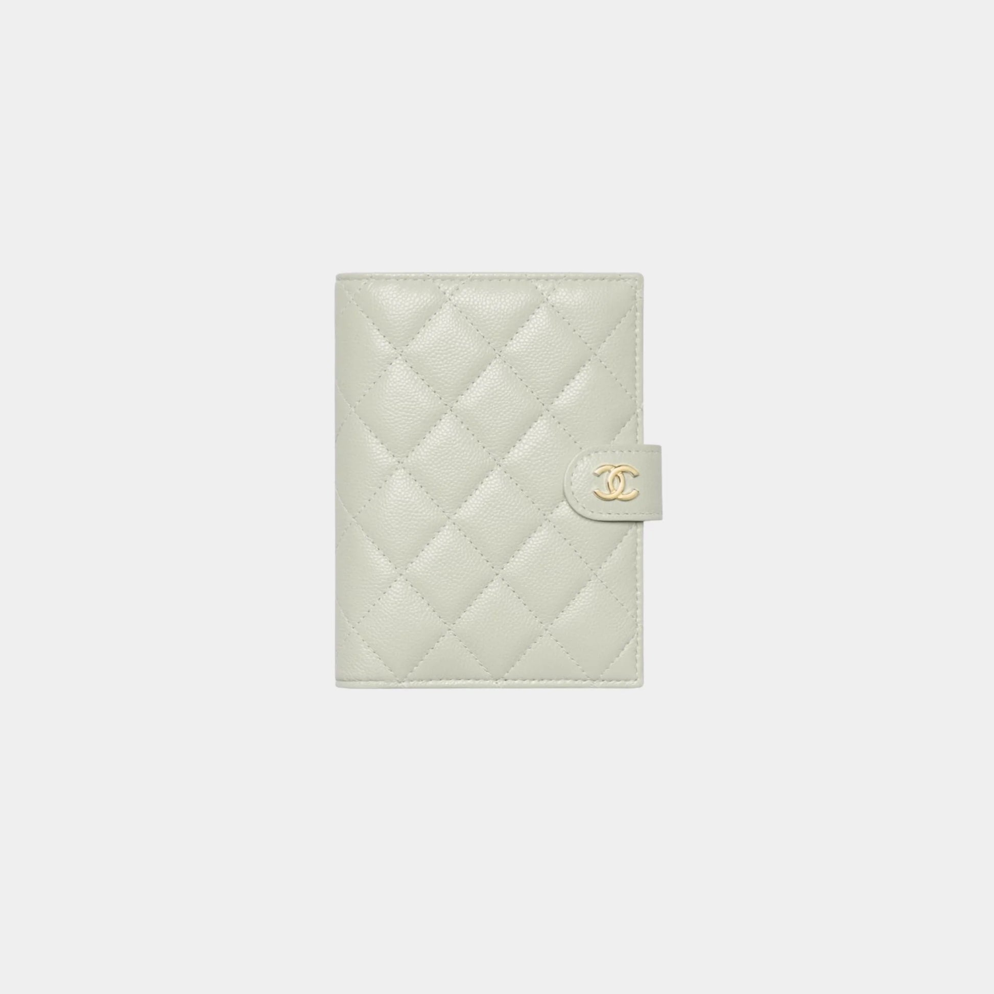 Chanel Classic Passport Holder Grained Shiny Calfskin & Gold Metal, Front 