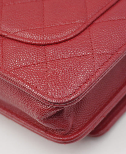 Classic Quilted Wallet On Chain Red