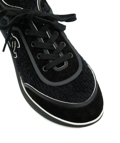 Chanel 19B Black Fabric Calfskin CC Sneakers ABC0267