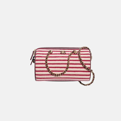 Chanel Clutch with Chain in Crochet Lambskin and Gold Tone Metal, Front