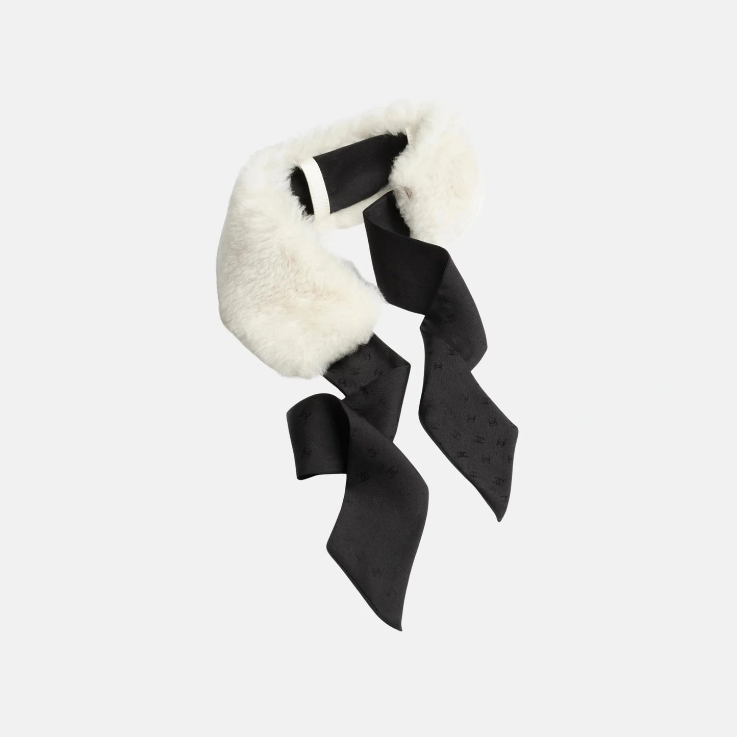 Collar Lambskin And Silk Ecru And Black