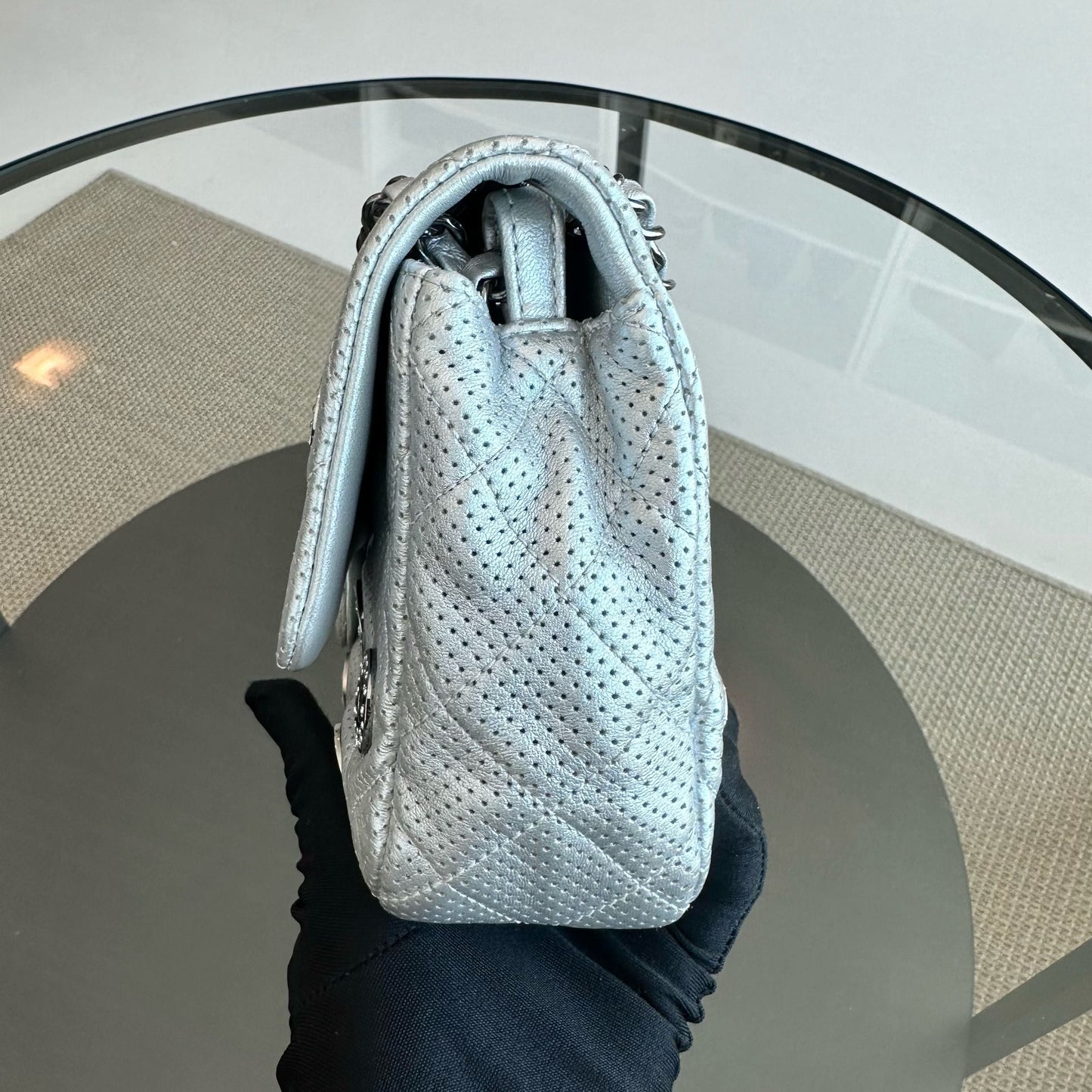 Cruise Paris-Dubai 2015 Seasonal Flap Perforated Metallic Lambskin With Eyelets No 20