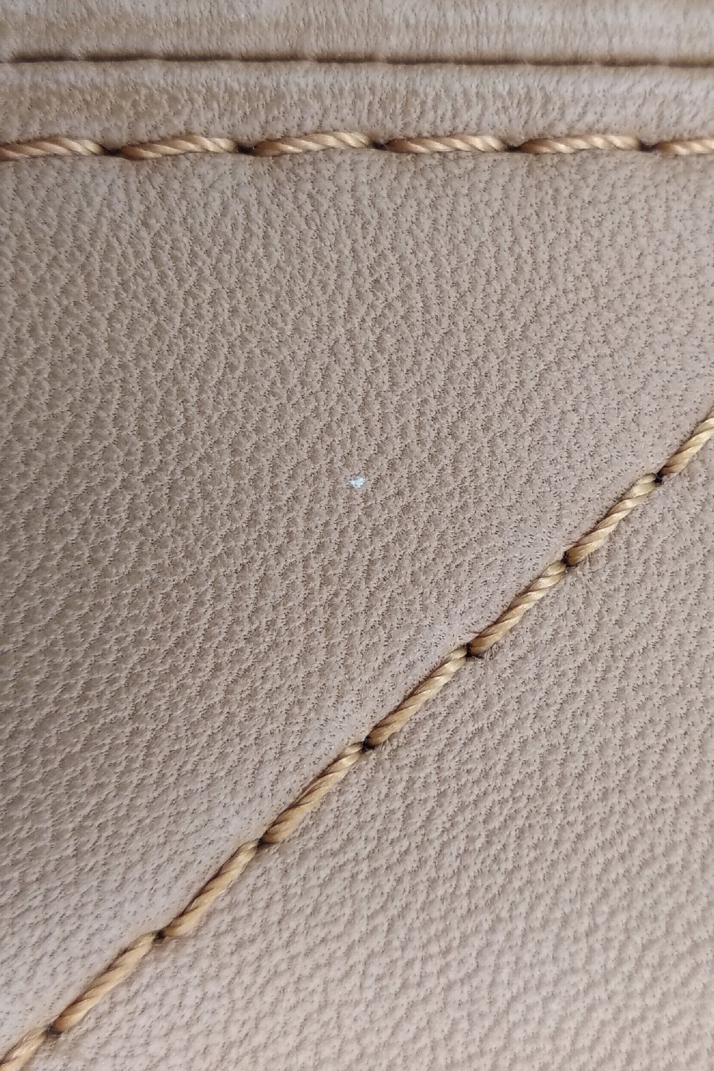 Diamond Stitch CC Flap Bag Brown