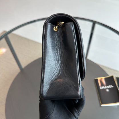 Diana Medium Black Lambskin Vintage GHW No 3