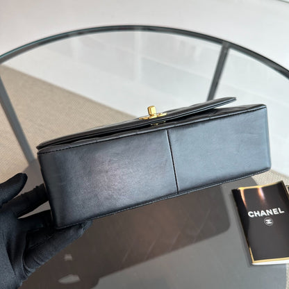 Diana Medium Black Lambskin Vintage GHW No 3