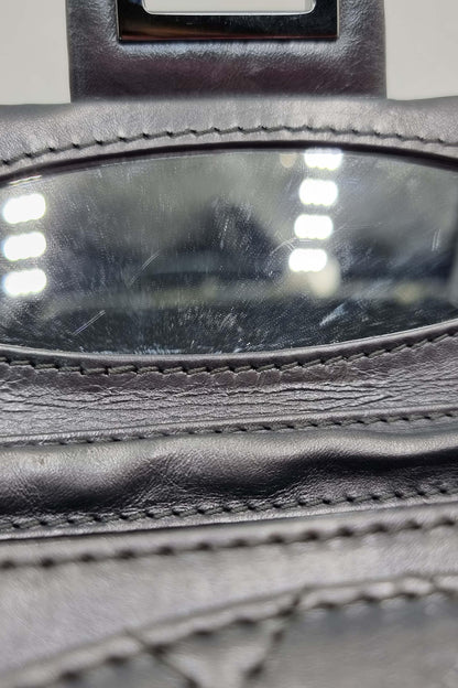 E/W Reissue Clutch on Chain Grey