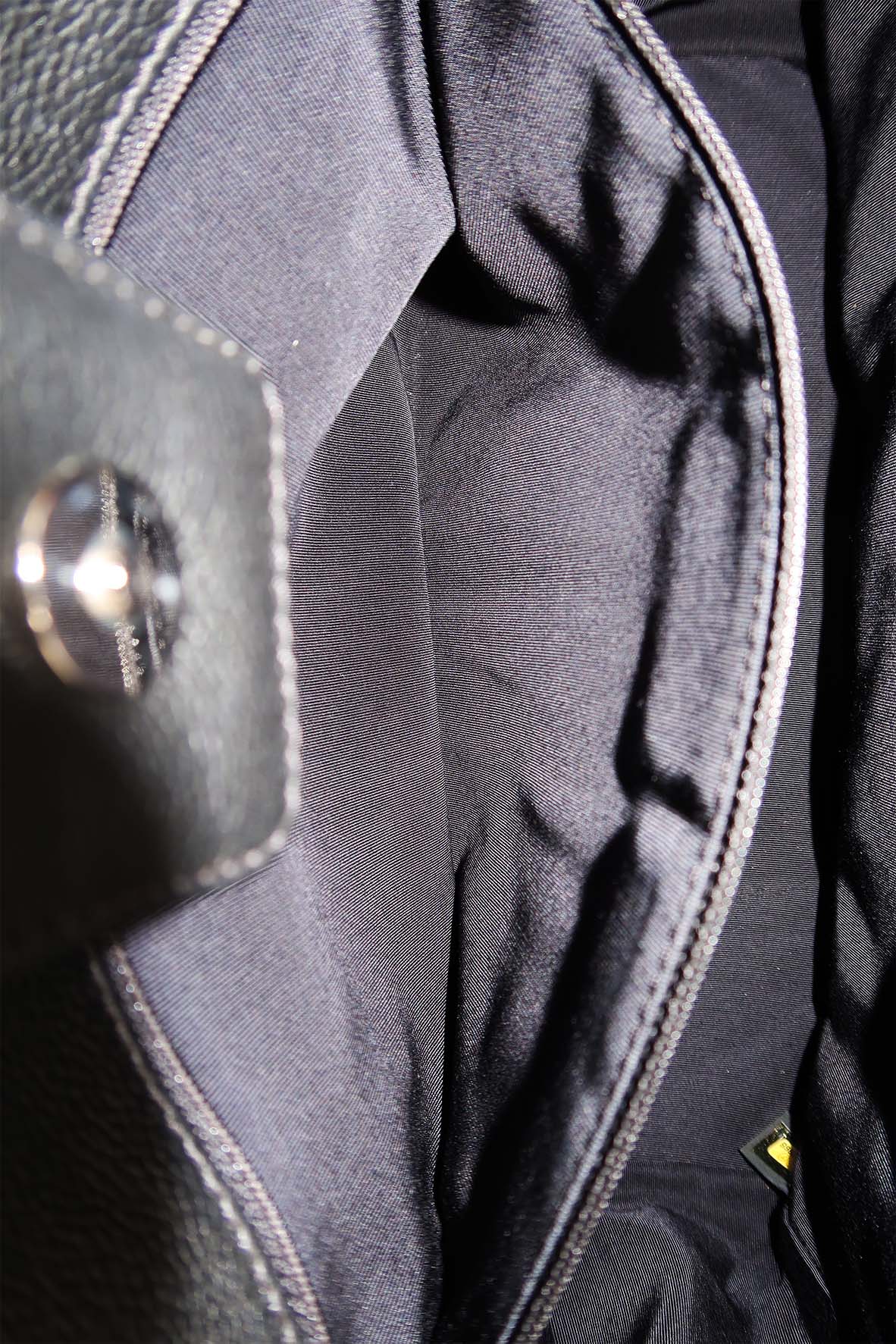 Executive Cerf Tote with Strap Black