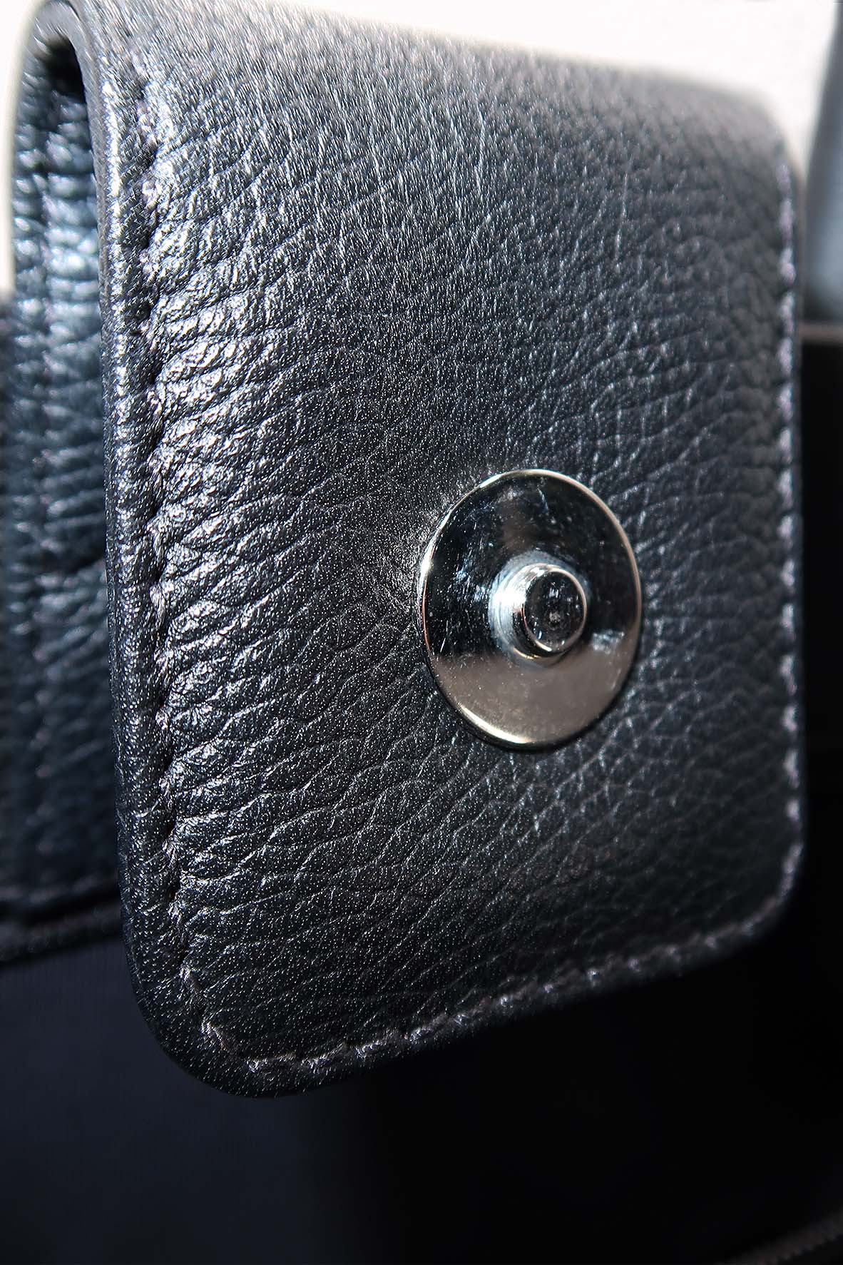 Executive Cerf Tote with Strap Black