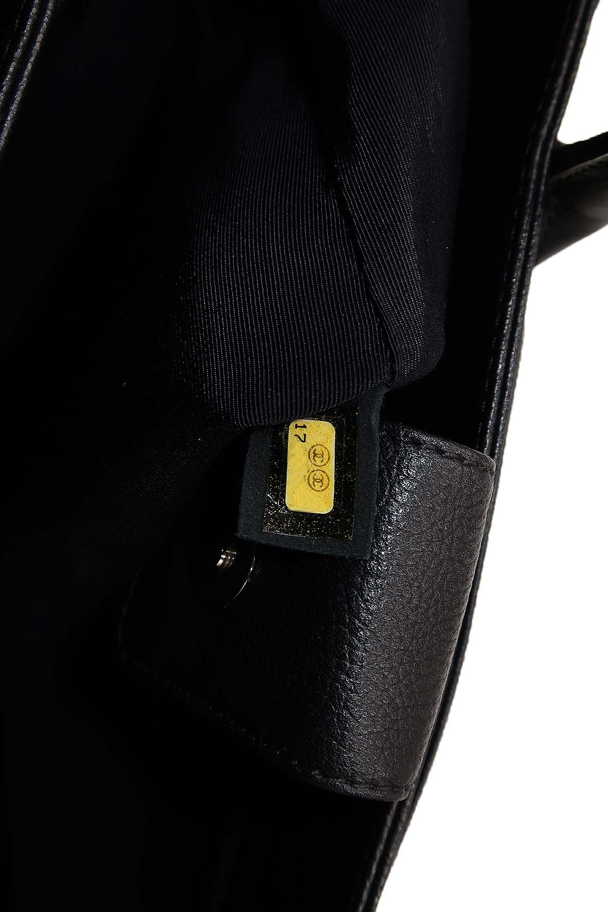 Executive Cerf Tote with Strap Black