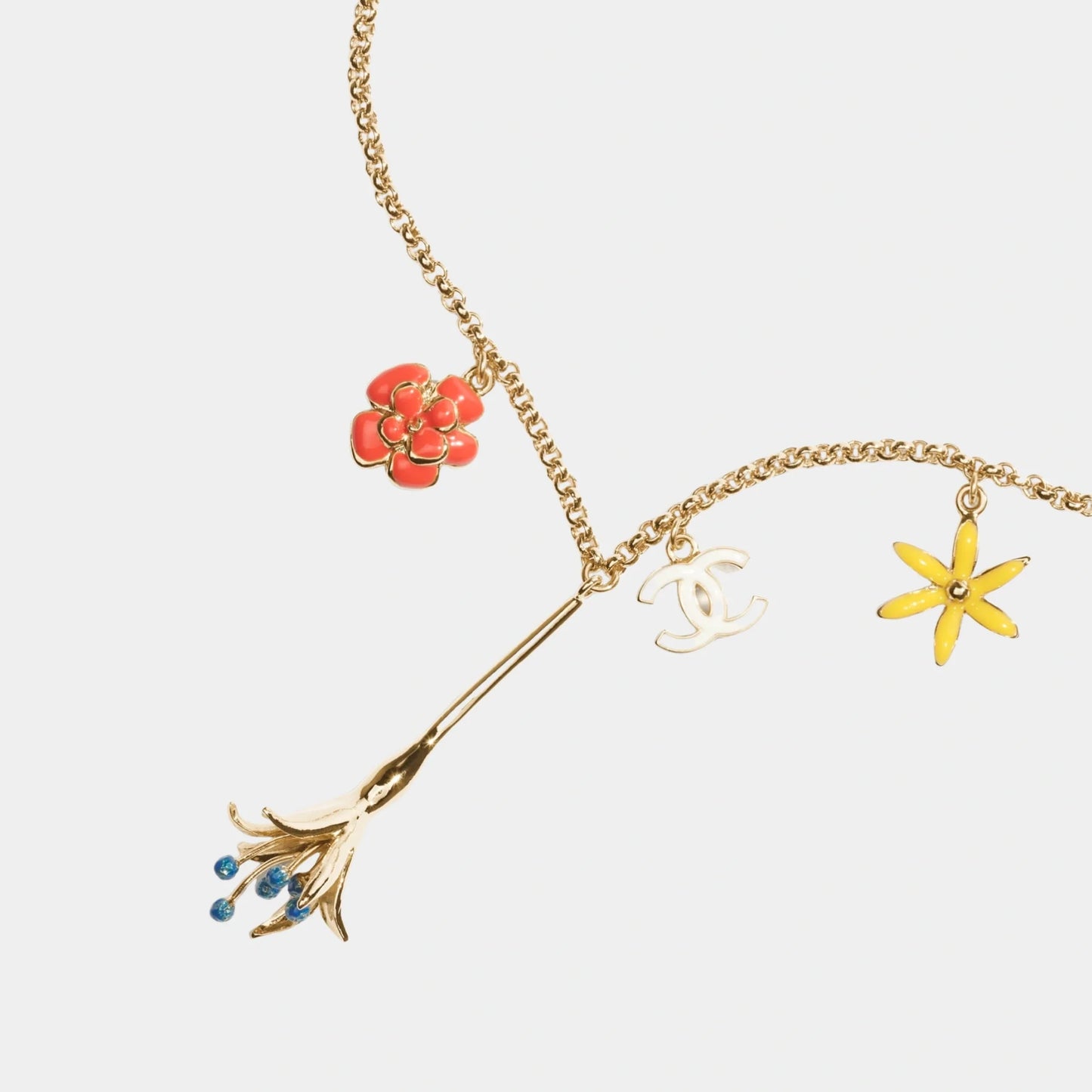 Floral Inspired Necklace in Metal & Resin
