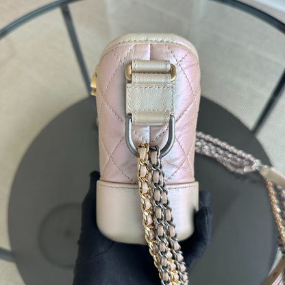 Gabrielle Small Hobo Quilted Calfskin Iridescent Pink GHW No 27