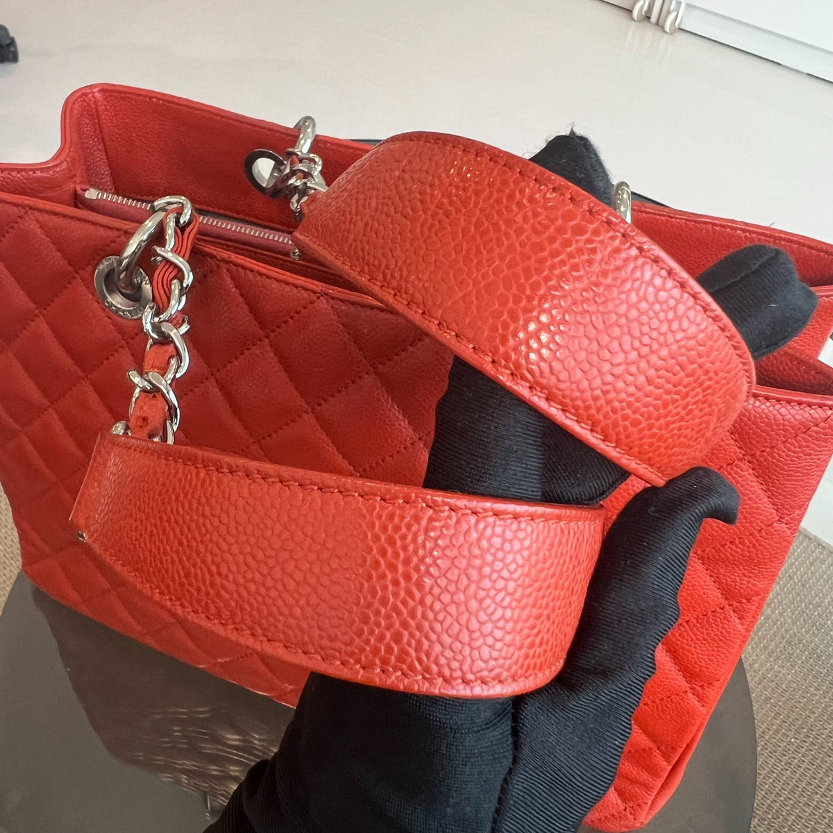 GST Grand Shopping Tote Caviar Salmon Red No.17