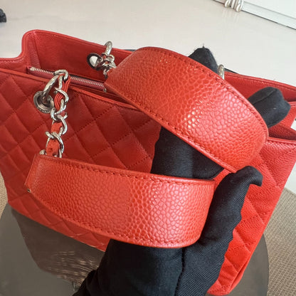 GST Grand Shopping Tote Caviar Salmon Red No.17
