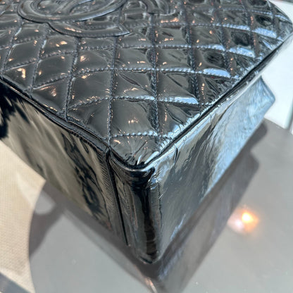 GST Grand Shopping Tote Patent Leather Quilted Black SHW No 12