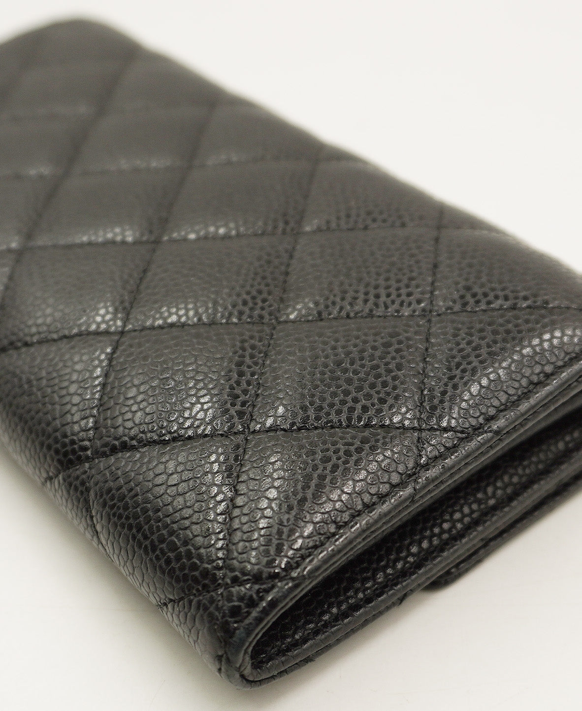 Interlocking CC Logo Continental Wallet Black