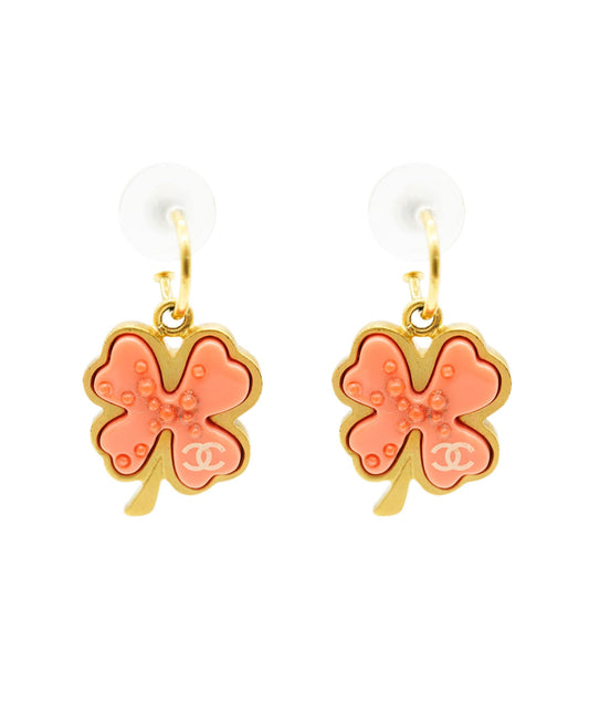 CHANEL 03P Pink Clover CC Hoop Drop Earrings DBXS2188