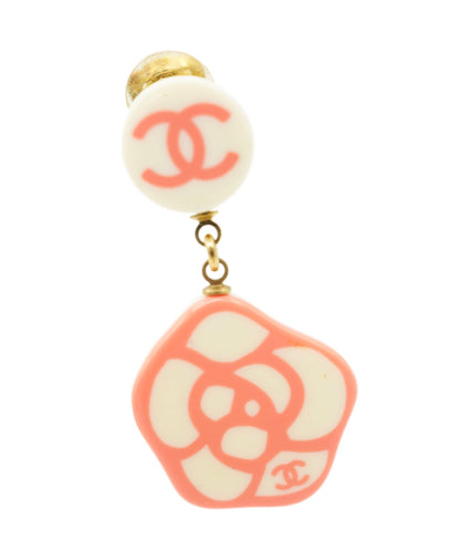 CHANEL 03P Pink & White CC Camelia Crop Clip-On Earrings DBXS2110