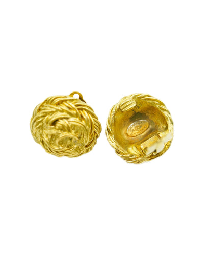 CHANEL Vintage 95P CC Cocomark Clip-On Earrings DBXS2111