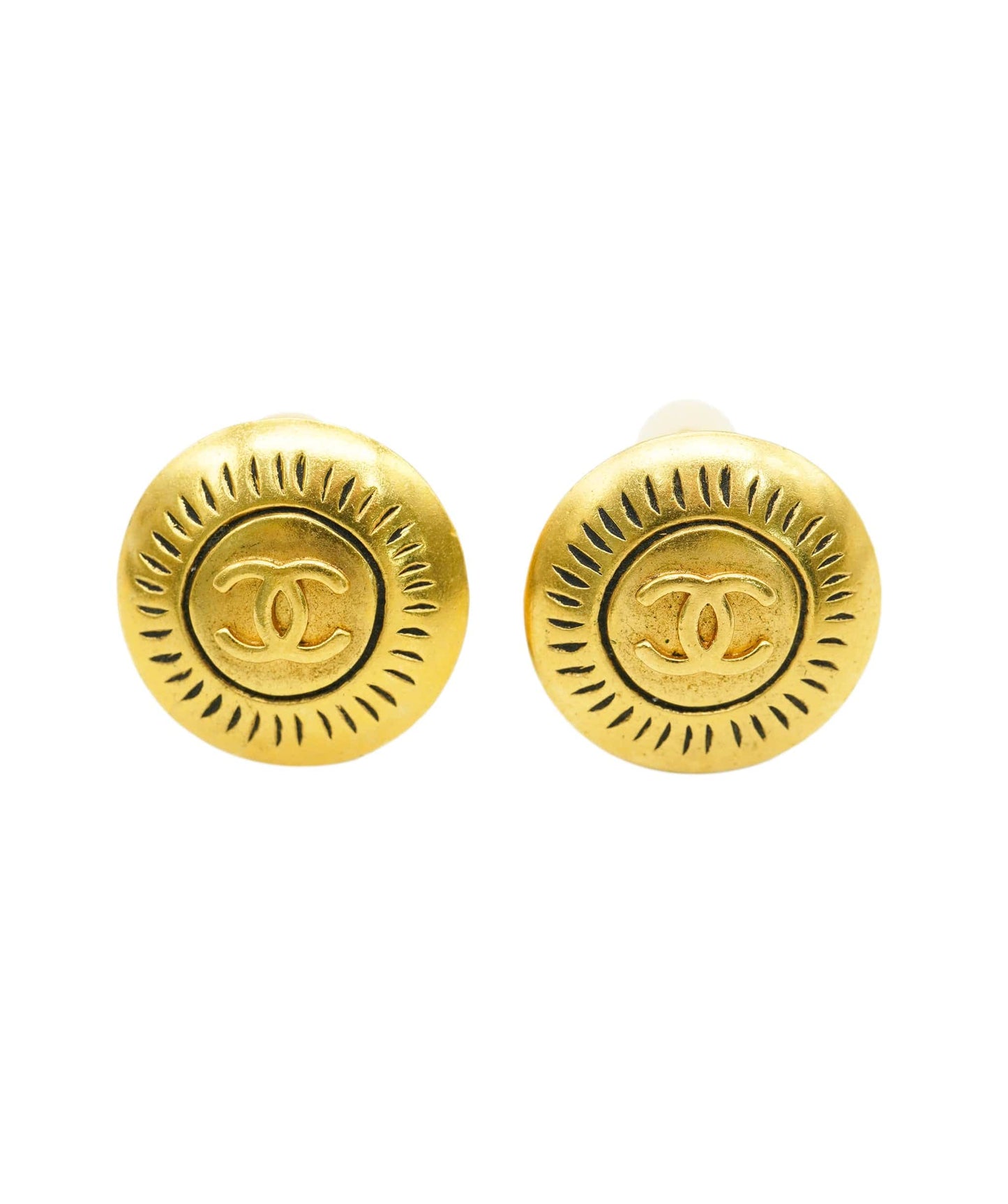 CHANEL Vintage 96C Cocomark CC Button Earrings DBXS2122