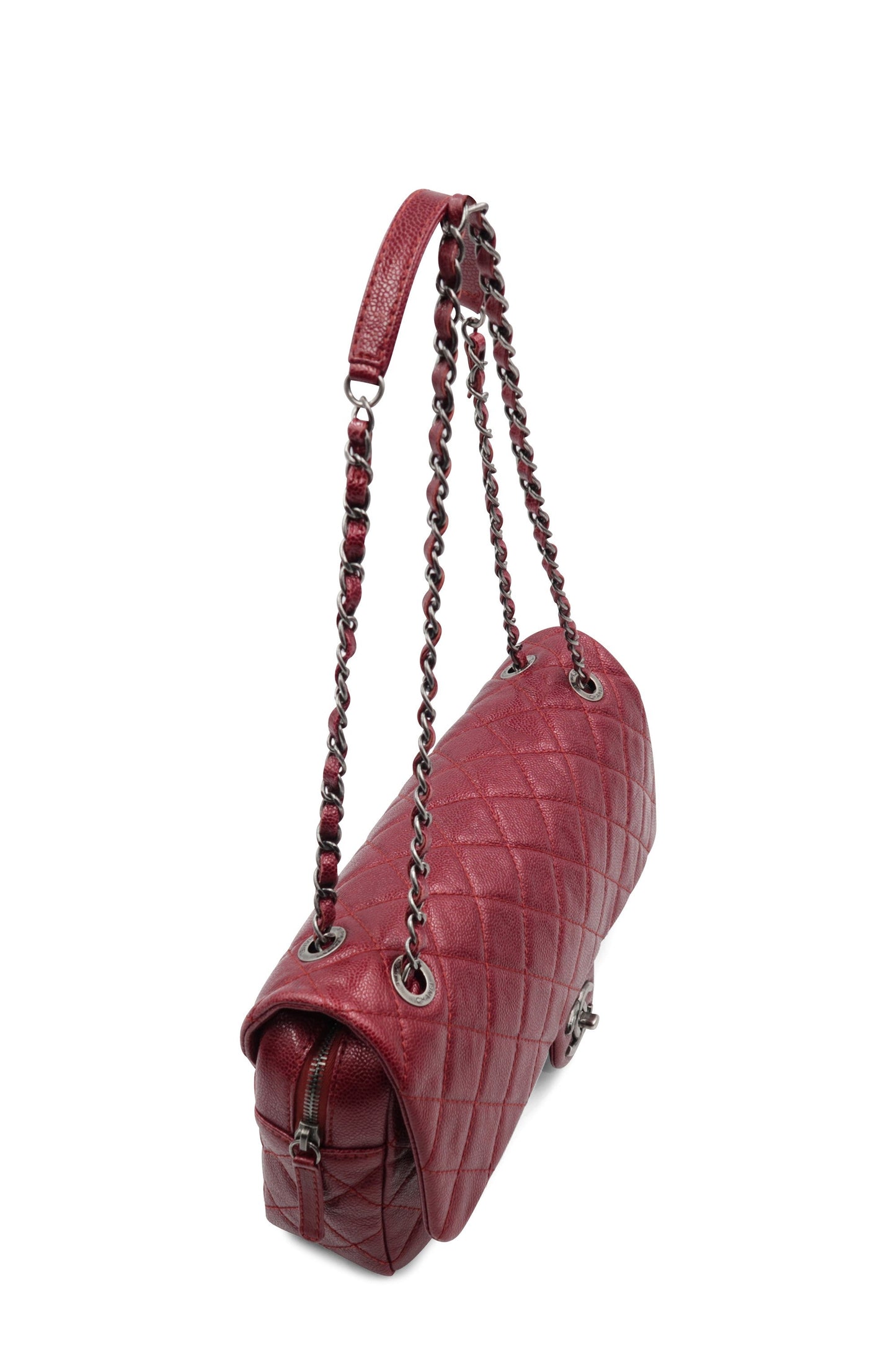 Jumbo Caviar Easy Flap Deep Ruby with Ruthenium Hardware