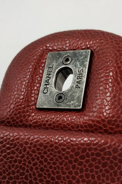 Jumbo Caviar Easy Flap Deep Ruby with Ruthenium Hardware