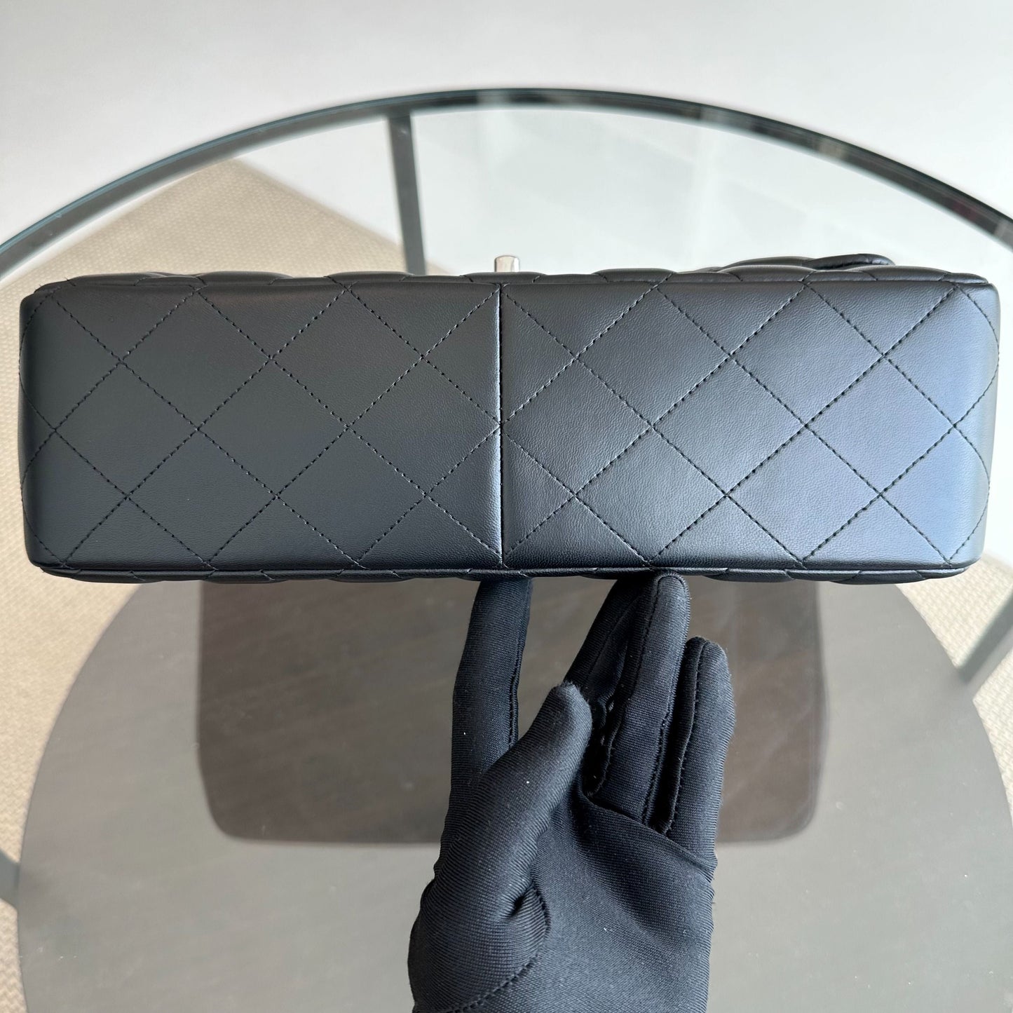 Jumbo Classic Flap Double Flap Quilted Lambskin Black SHW No 18