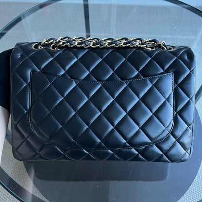 Jumbo Classic Flap Single Flap 30CM Quilted Lambskin Black Golden Hardware Series 14