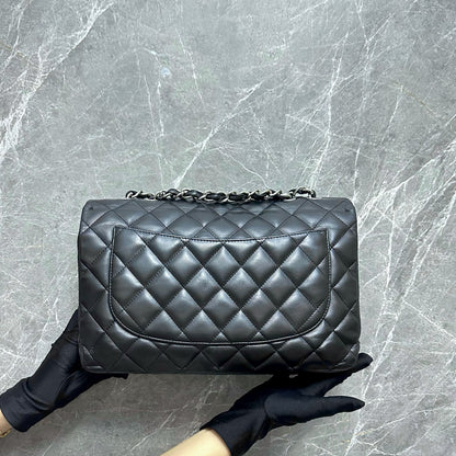 Jumbo Classic Flap Single Flap Lambskin Black SHW No 13