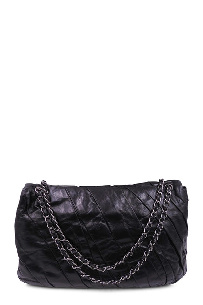 Large Twisted Flap Bag Black